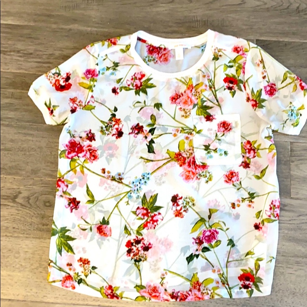 floral blouse
